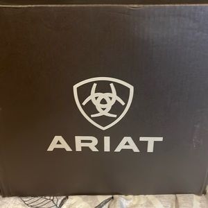 Brand new Ariat Lace up boot